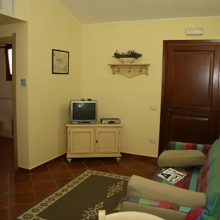 Borgo Degli Ulivi 3*
