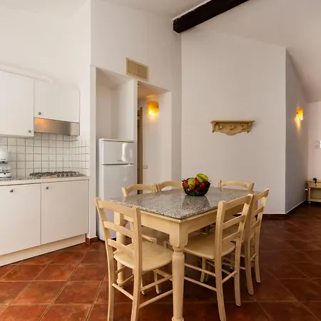 Borgo Degli Ulivi Apart Otel