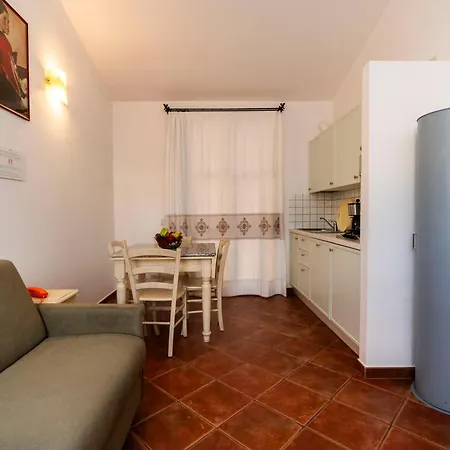 Borgo Degli Ulivi Apartahotel 3*