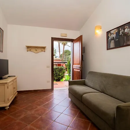 Borgo Degli Ulivi Apart Otel Àrbatax