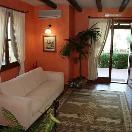 Apart Otel Borgo Degli Ulivi 3*