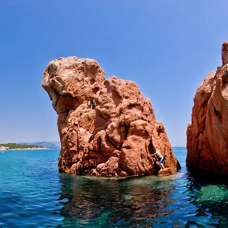 Borgo Degli Ulivi Apartahotel 3*