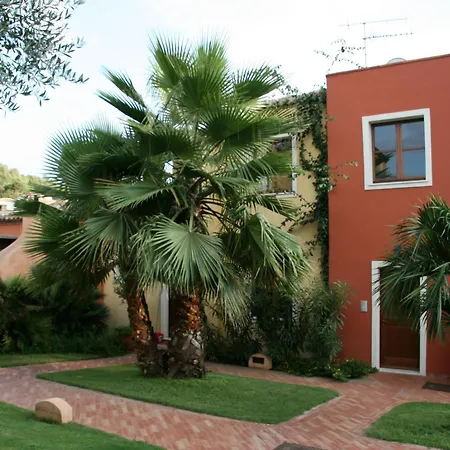 Borgo Degli Ulivi 3* Àrbatax