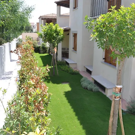 Borgo Degli Ulivi アパートホテル