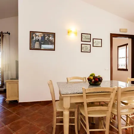 Aparthotel Borgo Degli Ulivi Àrbatax