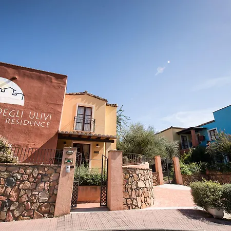 アパートホテル Borgo Degli Ulivi