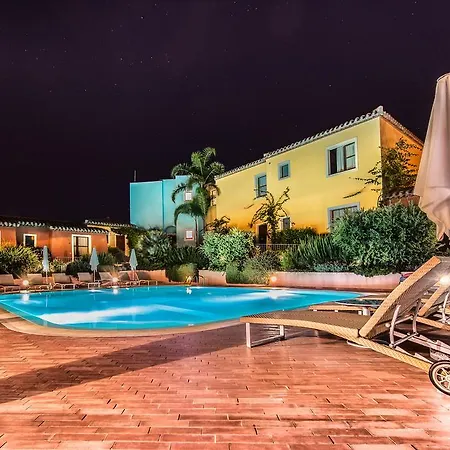 Borgo Degli Ulivi Aparthotel Àrbatax