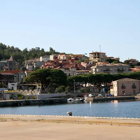 Aparthotel Borgo Degli Ulivi 3*