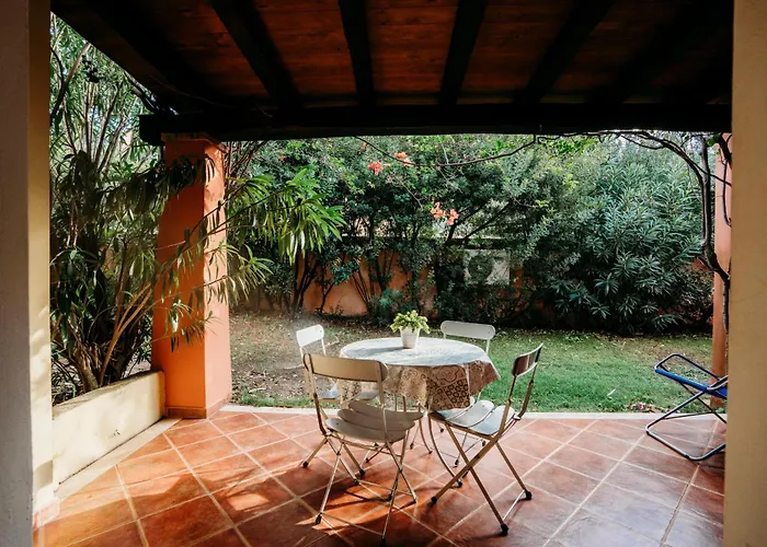 Aparthotel Borgo Degli Ulivi 3*